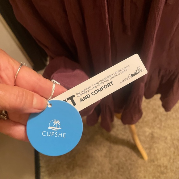 NWT Cupshe cover up - Picture 4 of 5